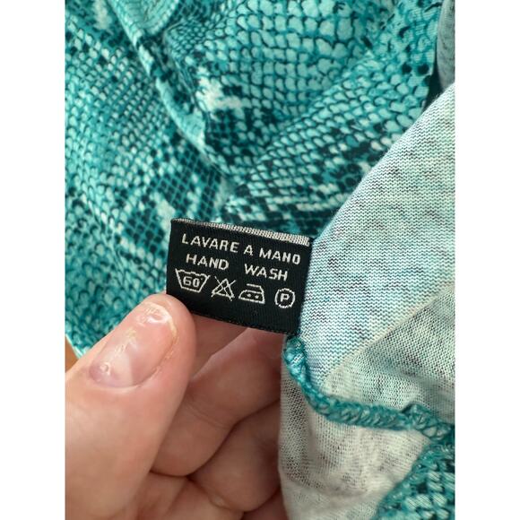 Authentic Vintage Spring 2000 Gucci Snake Print Turquoise Top Size Medium - Picture 5 of 7